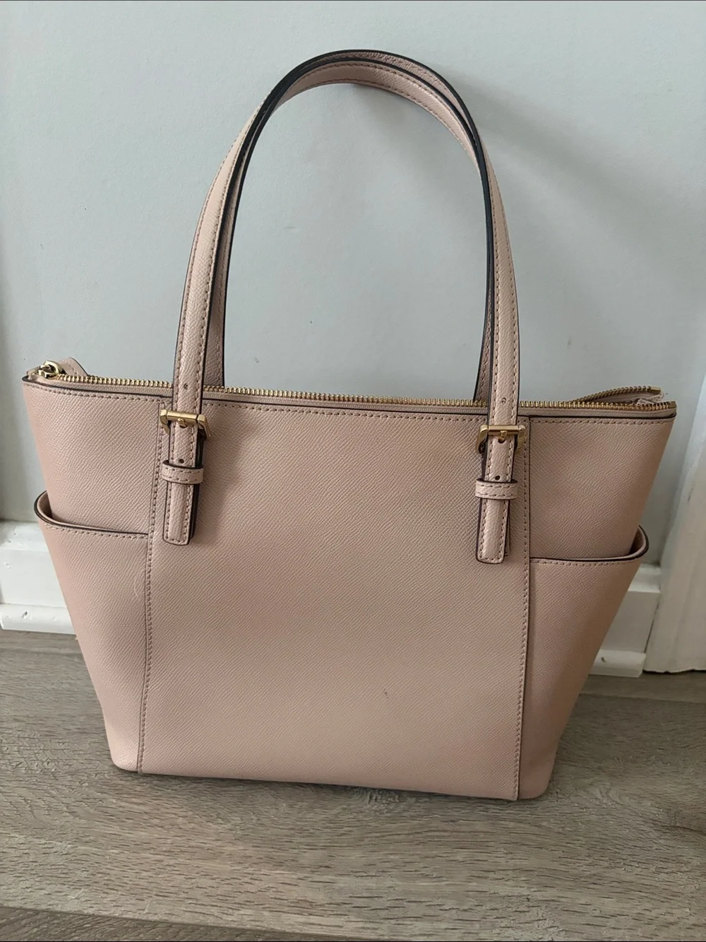 MICHAEL KORS Soft Pink Saffiano Leather Tote with Gold Hardware